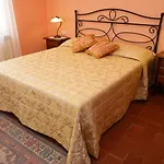 Villa With Private Pool In Piancastagnaio Ferienhaus *