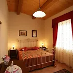 Villa With Private Pool In Piancastagnaio Ferienhaus