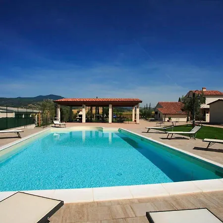 With Private Pool In Tatil Evi