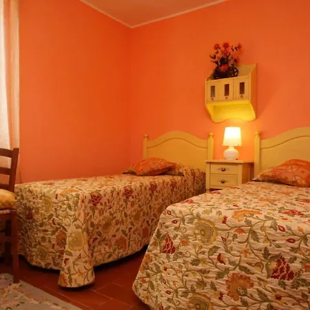 Villa With Private Pool In Piancastagnaio Ferienhaus